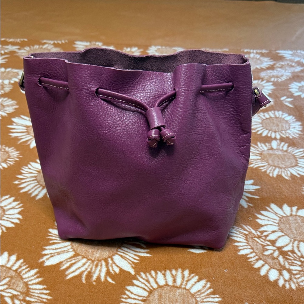 Portland Leather Purple Leather Drawstring Bucket Bag